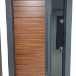 درب ضدسرقت روکش چوب گردو CNC با شیشه کد 10111009